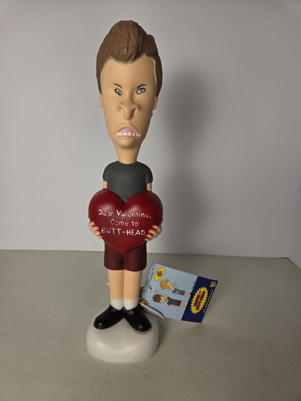 Beavis & Butt-Head “Dear Valentine, Come to Butt-Head” Light-Up 2026 Decor Stand